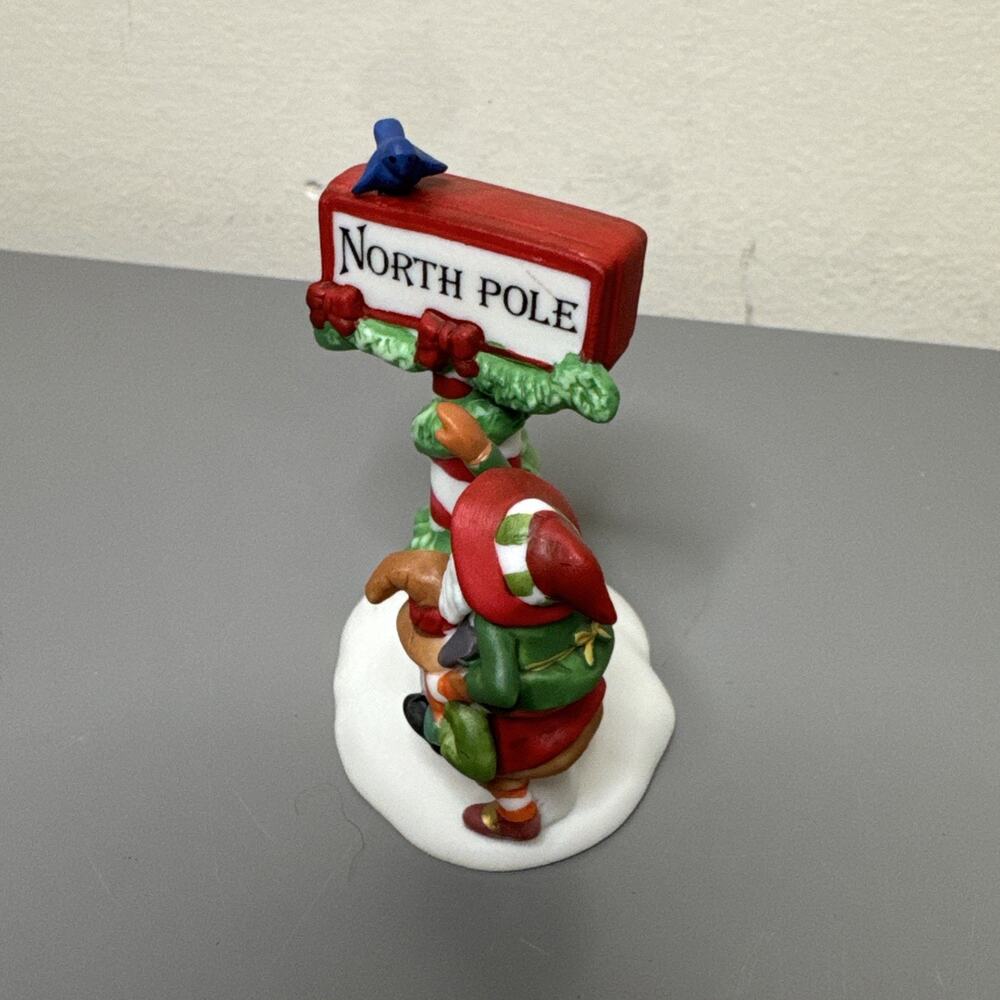 Dept 56, Trimming The North Pole #5608-1 - Picture 4 of 5